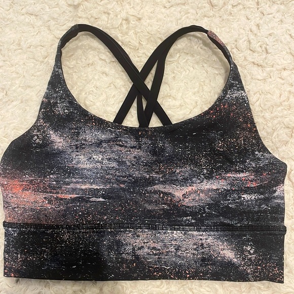 Lululemon sports bra size 6 - Picture 2 of 3